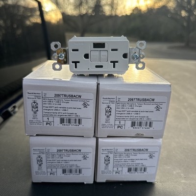 Lot of 4 P&S 2097TRUSBACW GFCI USB Charger Dup Recep Tamper Resist Wht 20A125V 