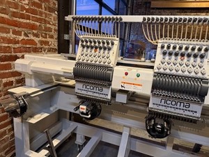 RICOMA 4 HEAD EMBROIDERY MACHINE / 15 NEEDLE / 15 COLOR / YEAR 2022 / USED