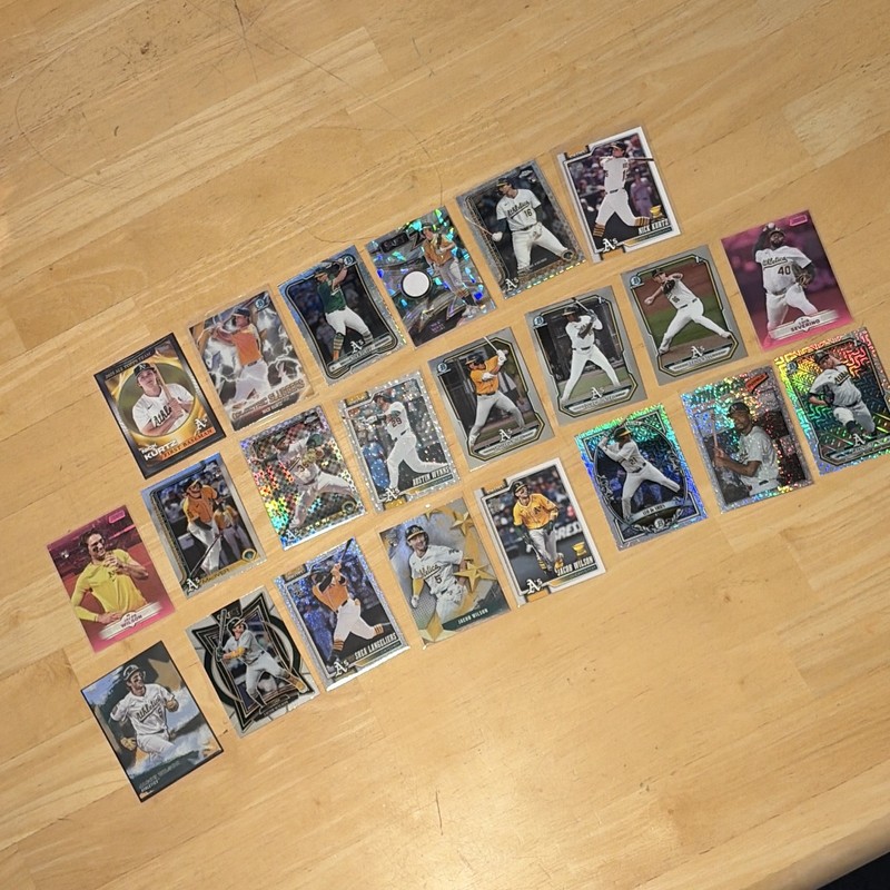 Topps/Bowman Chrome/Select 2025 Oakland Athletics Card Lot (18) - Kurtz
