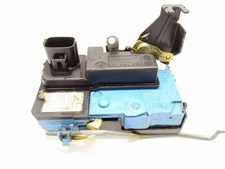 Volvo XC70 II Front Right Door Lock 30663042 2.4 Diesel 120kw 2004 22733217