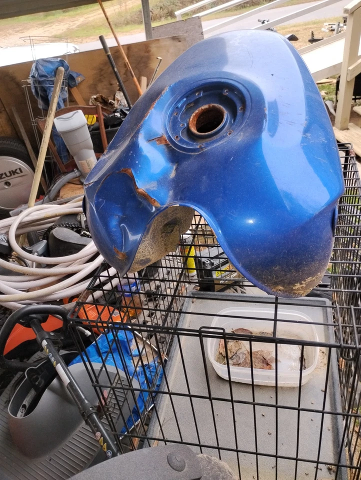 88-07' Kawasaki Ninja 250 R Fuel Tank - Image 3 of 4