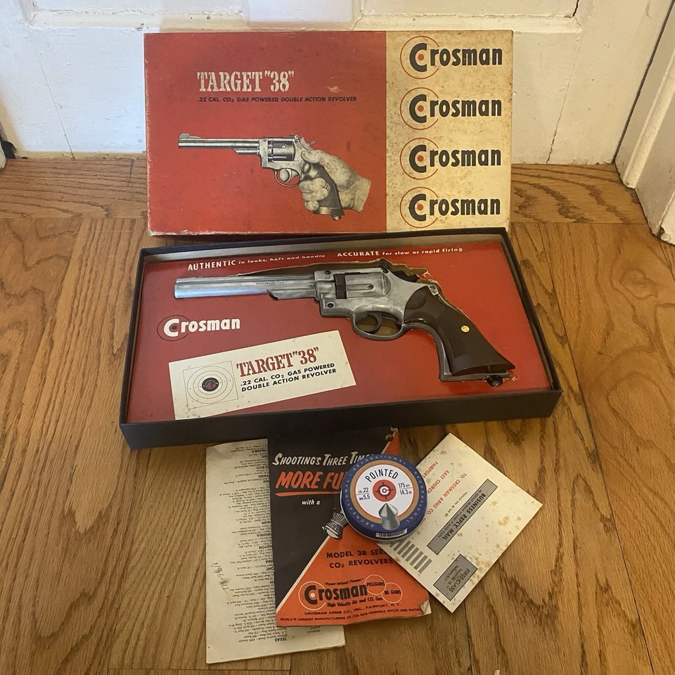 VINTAGE CROSMAN 38T PELLET PISTOL in BOX Target "38" Pistol + Pellets *READ!! - Image 2 of 4