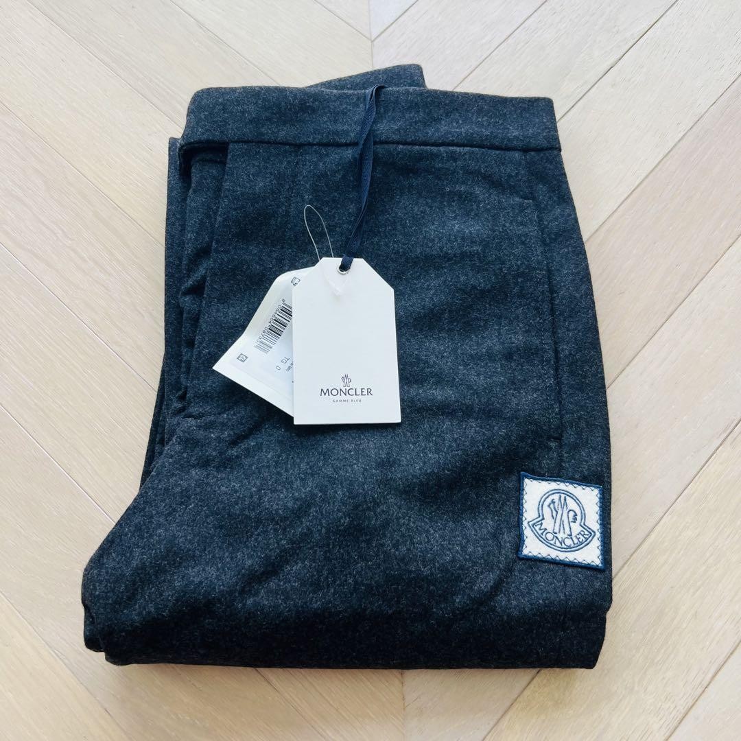 Moncler Gamme Bleu Gray Slacks Size 0
