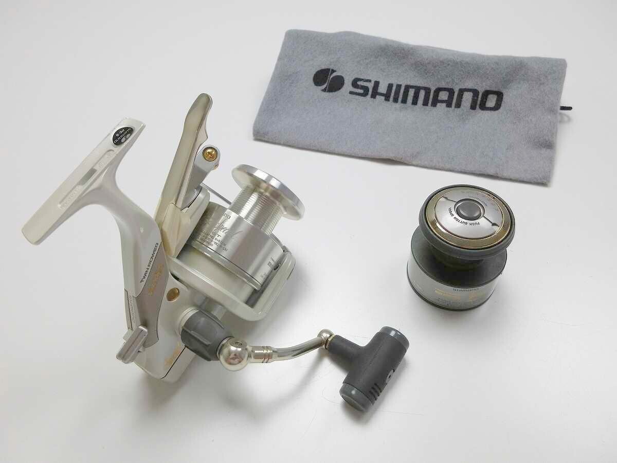 リール SHIMANO 11 TWINPOWER 11ツインパワー 4000 ☆セール特別割引品 ツインパワー ☆NEW