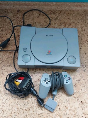 Sony Playstation 1 PS1 SCPH-9002 Konsole PAL Controller 11Spiele Retro Sammler