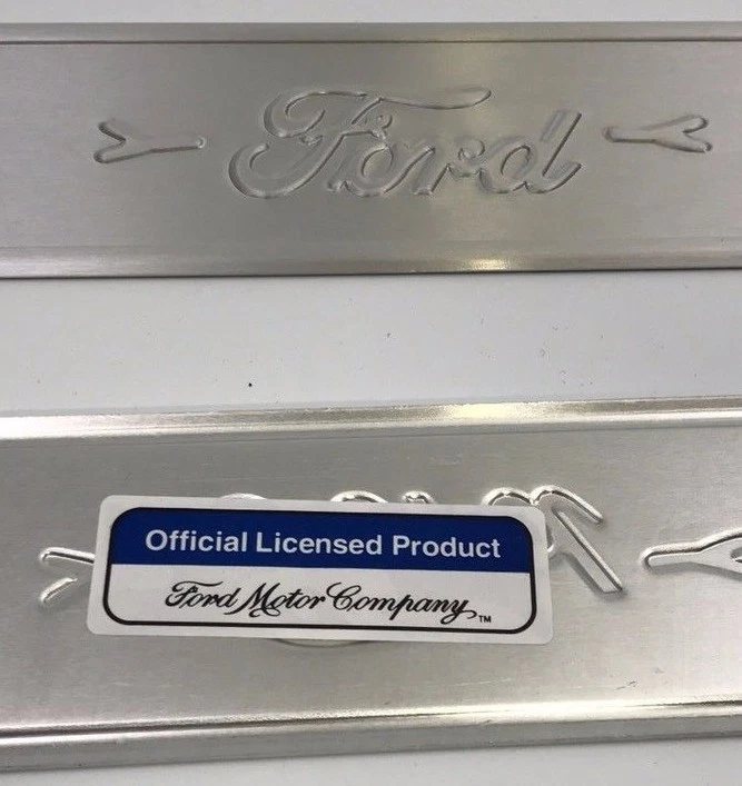 Placas de alféizar de aluminio Ford modelo A Coupe con licencia 1928-1931 (par) Foto 3 de 3