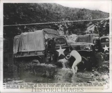 1951 Press Photo Ranger of 3rd Div Uses Steel Helmet to Wash His Truck