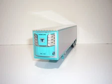 DCP FIRST GEAR 1/64 GRAY AND TEAL 53' UTILITY 3000-R SPREAD AXLE REEFER