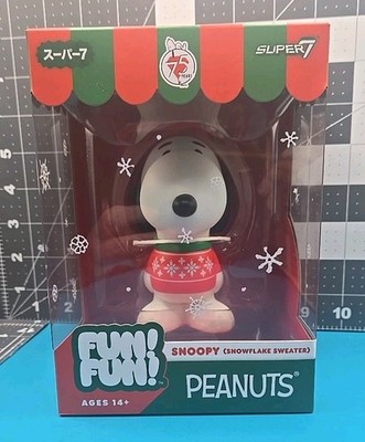 Super7 Fun! Fun! Holiday Peanuts 75 Years Snoopy Snowflake Sweater