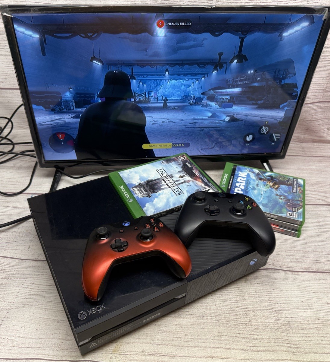 Microsoft XBOX ONE Model 1540 500gb Console Bundle 2 Controller 4 Games Tested