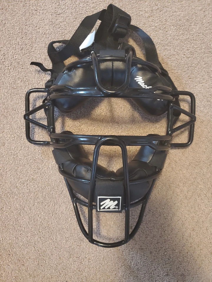 MacGregor Umpire Black MCB 29 Pro Series Mask - Image 2 of 4