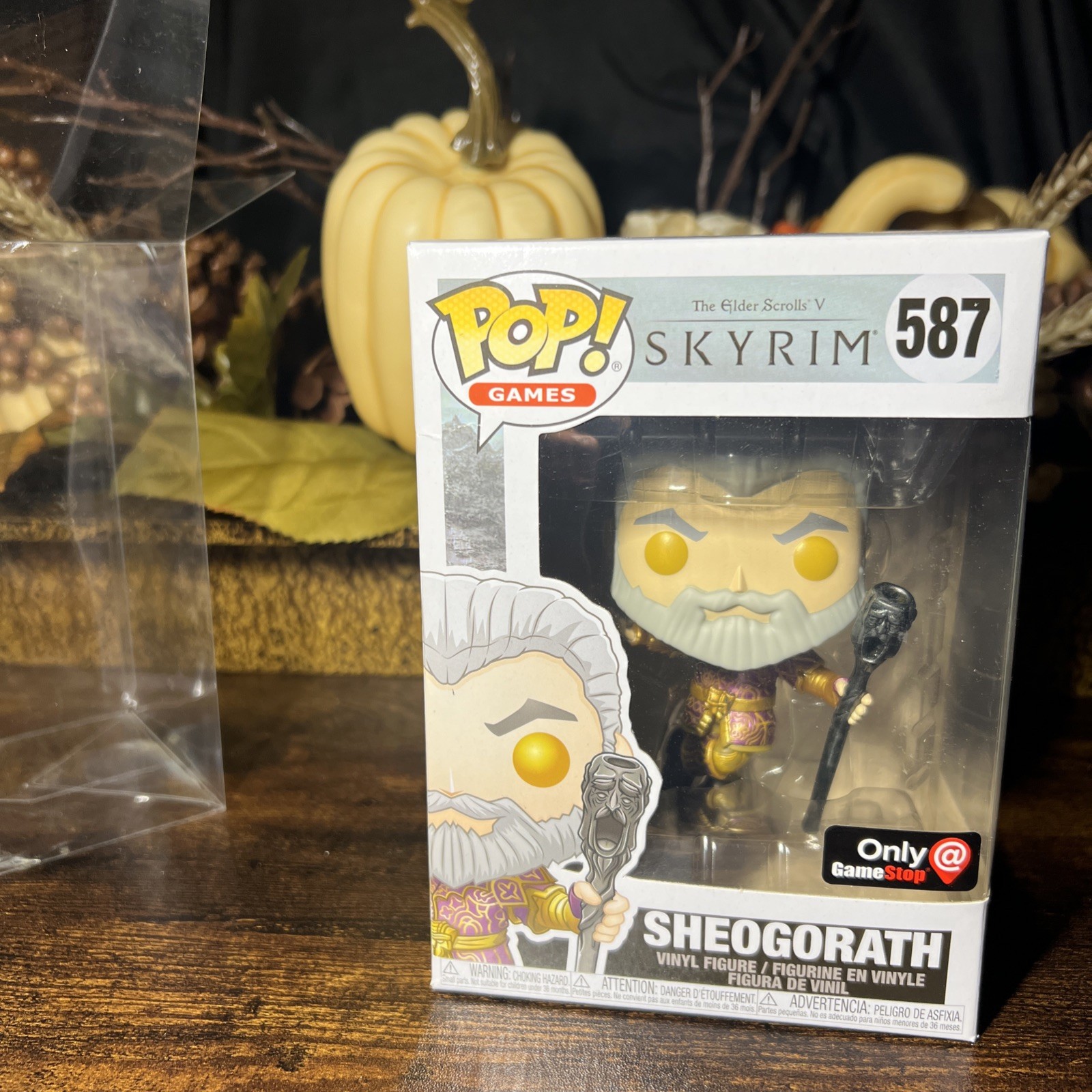 Funko Pop! Vinilo: Skyrim - Sheogorath - Gamestop (Ex) #587 Pop Protector