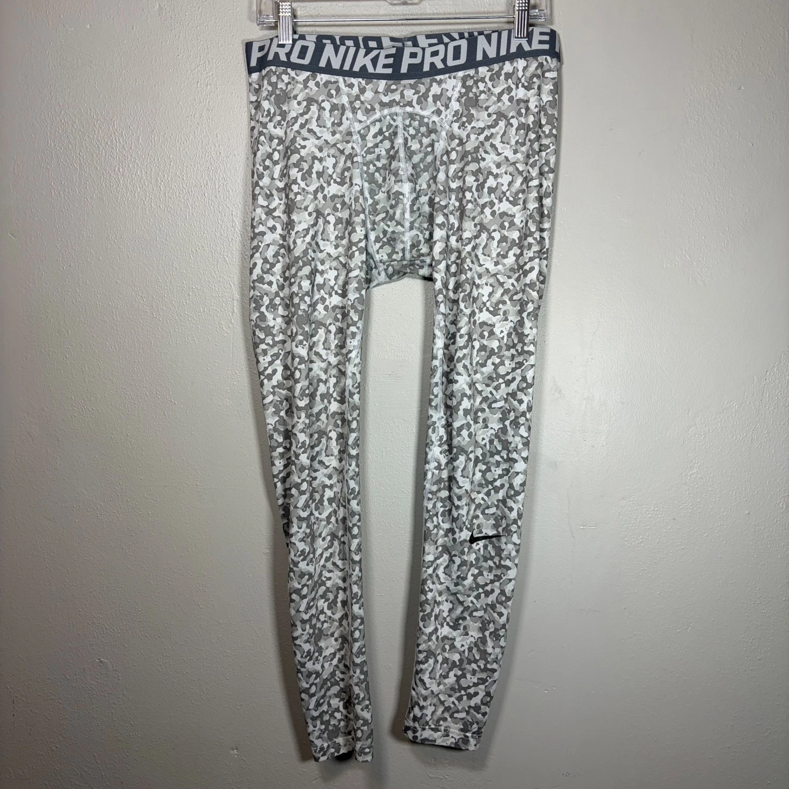 Nike Pro Mens XL Camo Compression Tights Grey White Camouflage Base Layer Pants
