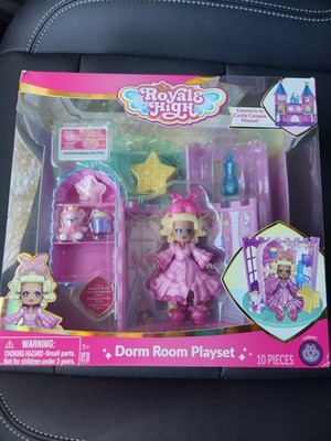 Royale High Dorm Room Playset - 1 Doll Snuggly Bunny Virtual Item