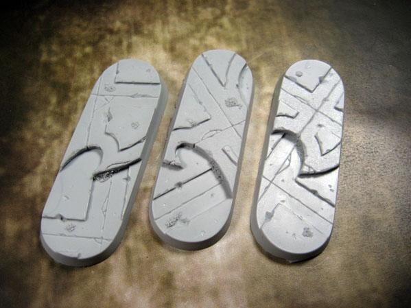 Secret Weapon BATBB01 Alien Temple 25x70mm Bases (Beveled Edge) Bike Base Ruins