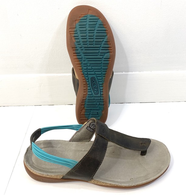 keen dauntless posted sandals