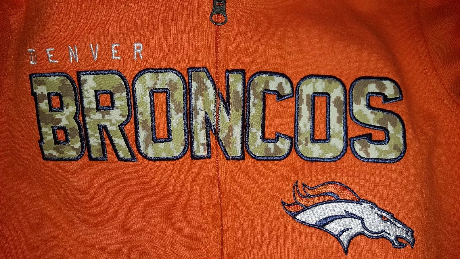 denver broncos camo hoodie