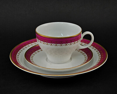 A-9440143 Porcelain Collector's Cup Set Kahla Thuringia Gold Decoration