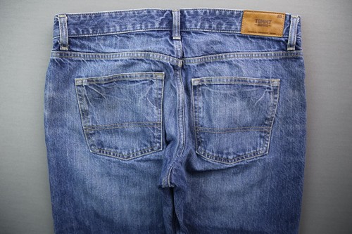 Men's 2013 Tommy Hilfiger Jeans Relaxed Freedom Fit Size 33x30 (Measure 33x28) - Picture 12 of 12
