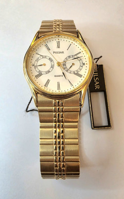 Vintage Pulsar V336-7000 Watch Gold Tone Day Date Roman Dial NOS New Battery Run