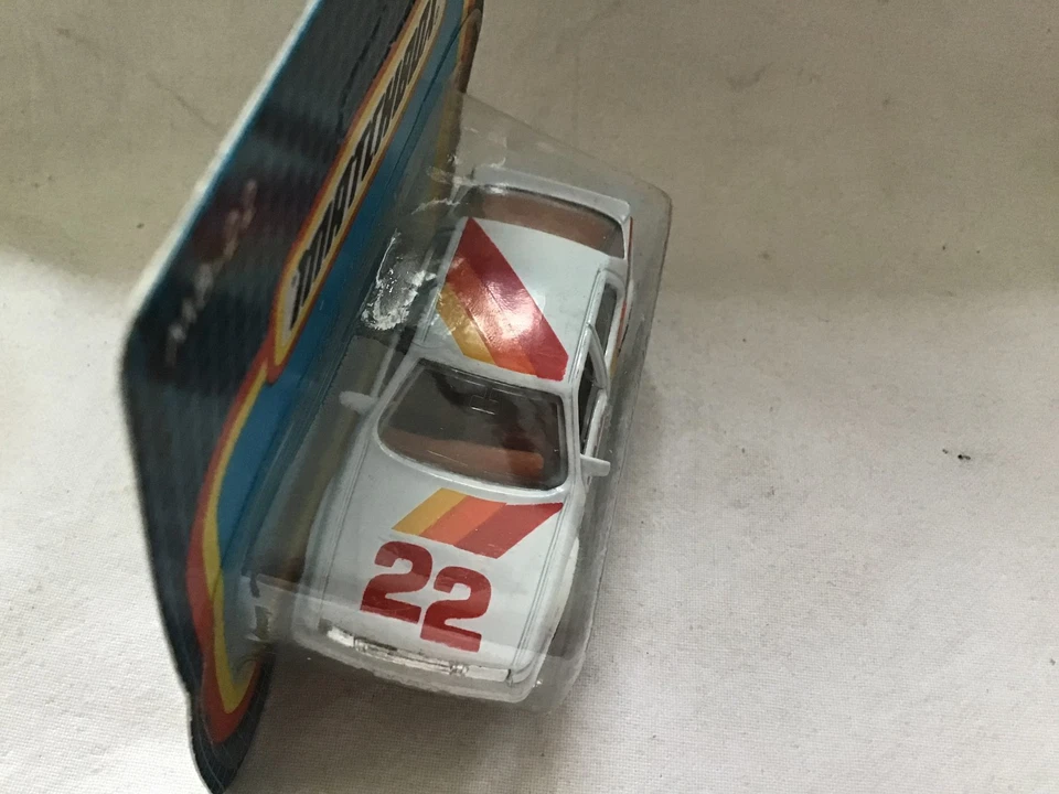 MATCHBOX MB 22 SAAB 9000 TURBO - BLANCO - SIN ABRIR Foto 2 de 3