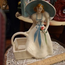 Vintage HULL USA 954 Pottery Southern Belle L...