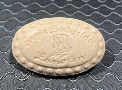 Ganz alte Seife: Große Bielefelder Lanolin