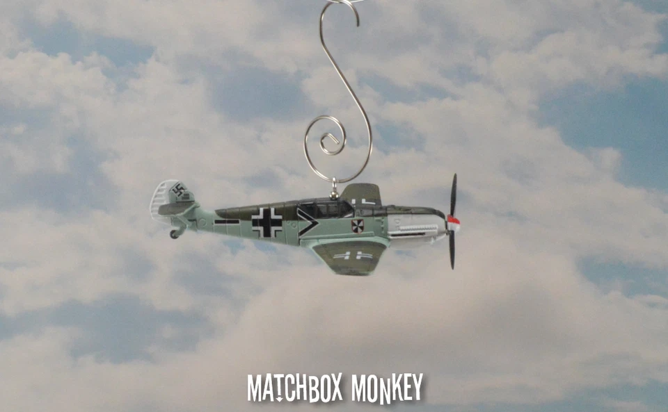 WWII German Bf 109 Messerschmitt Fighter Luftwaffe JG-3 Udet Plane Ornament Me - Image 4 of 4