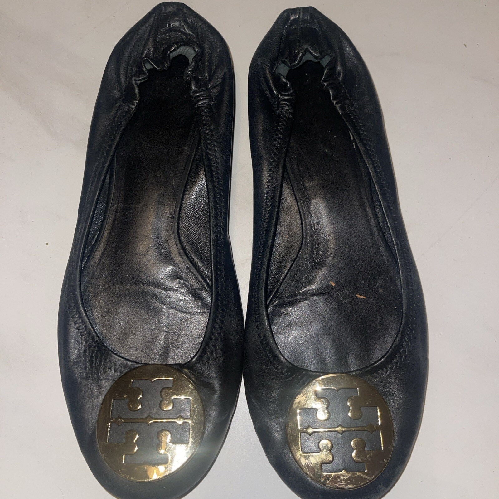 PANTOFOLA D’ORO Ballerine Tory Burch Miller nere oro in pelle con logo TT Crest 10