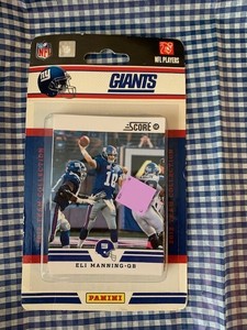 2012 Score New York Giants Factory Sealed 12 Card Team Set Including Eli Manning, Victor Cruz, Ahmad Bradshaw, Justin Tuck, Hakeem Nicks, Antrel Rolle, Jason Pierre-Paul, Mathias Kiwanuka, Michael Boley, Chris Canty, David Wilson And Reuben Randle. (729946759222)