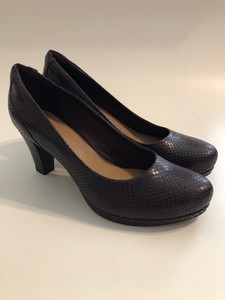 clarks snakeskin pumps