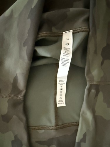 Leggings Lululemon Wunder Under Nulu HR Crop 25" verde mimetico pantaloni alti 16 - Foto 3 di 4