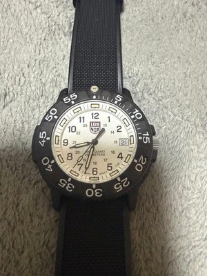 Luminox Series3000 Uhr - Quarz Datum Kautschuk weiß/schwarz gebraucht