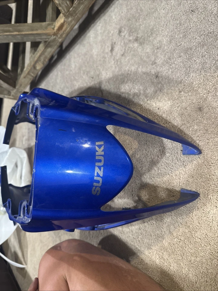 2008-2020 Hayabusa Tail Fairing   Like New - Image 2 of 4