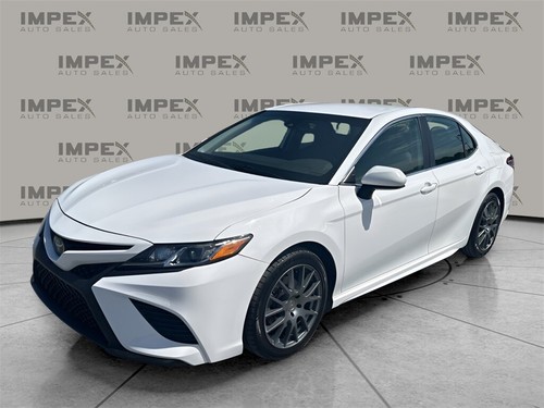 2020 Toyota Camry SE
