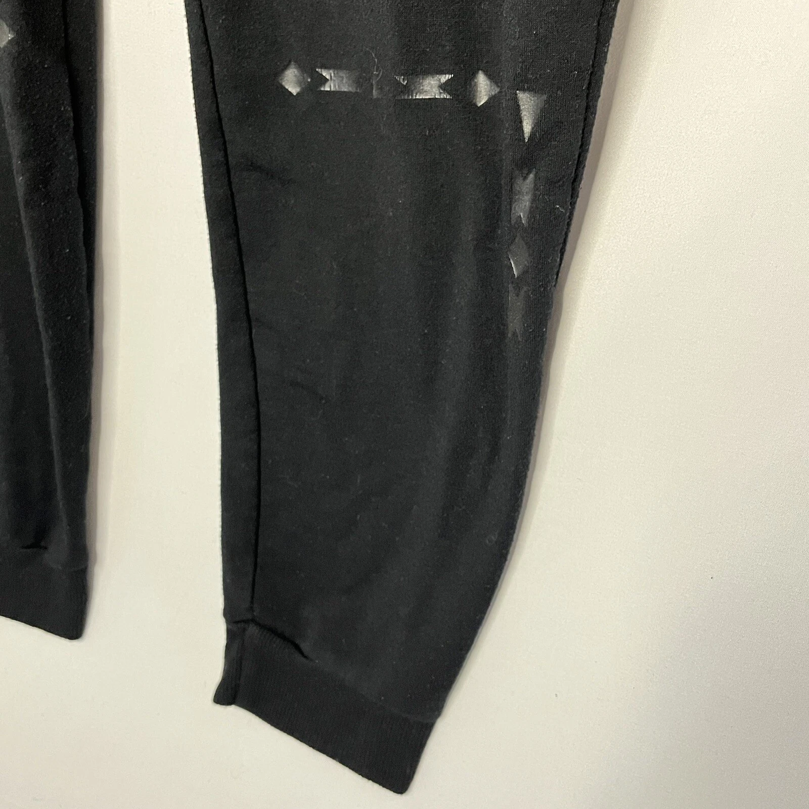 beyond-yoga joggers drawstring geometric detail cuffed sweatpants
