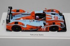 Foto 6 di 8