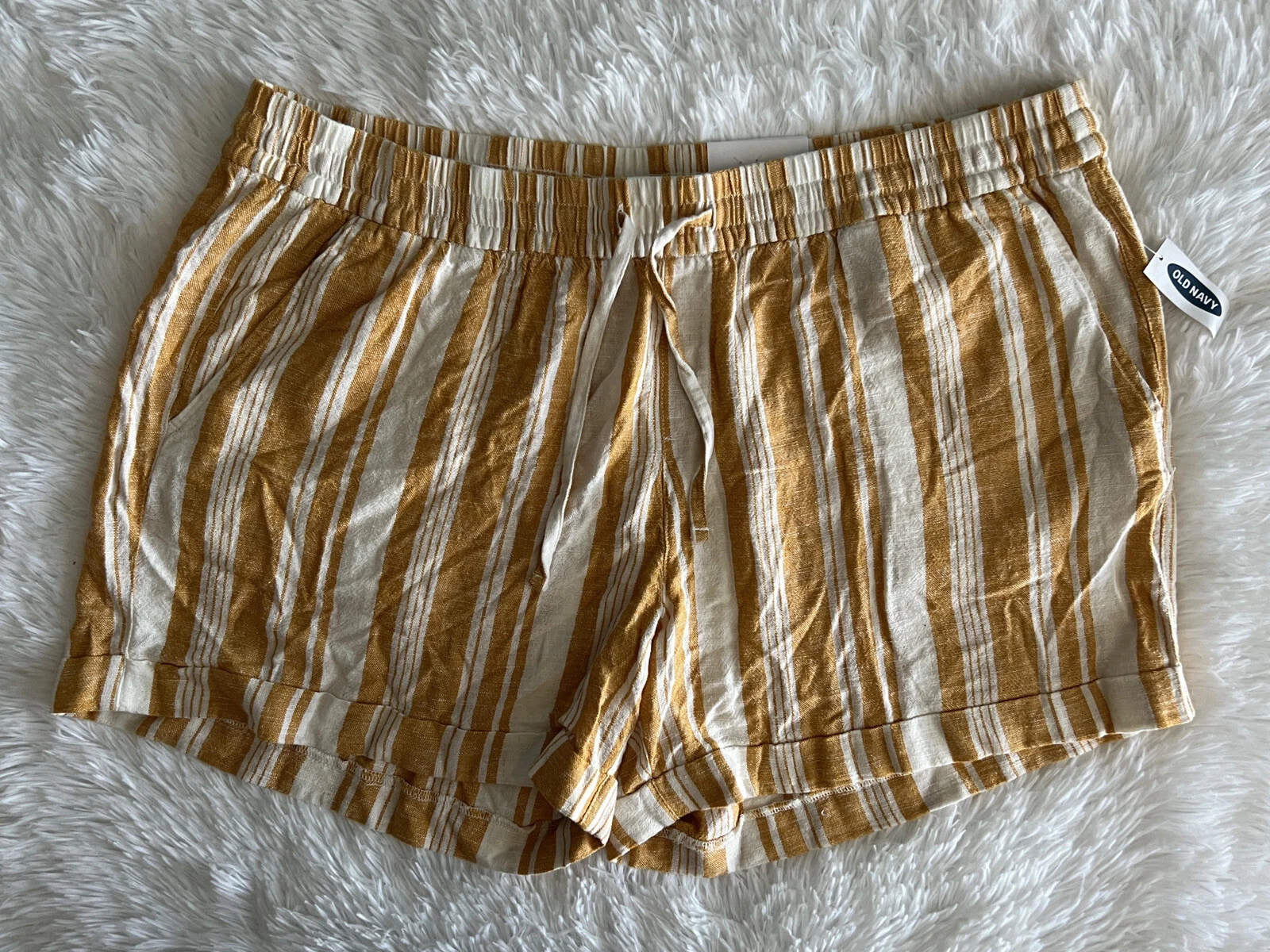 Old Navy Shorts Women’s Sz XL Yellow Strip Cuffed Linen Rayon Blend