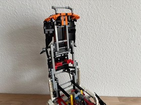 LEGO&reg; Technic 4X4 Off-Roader / Set 9398 | Used