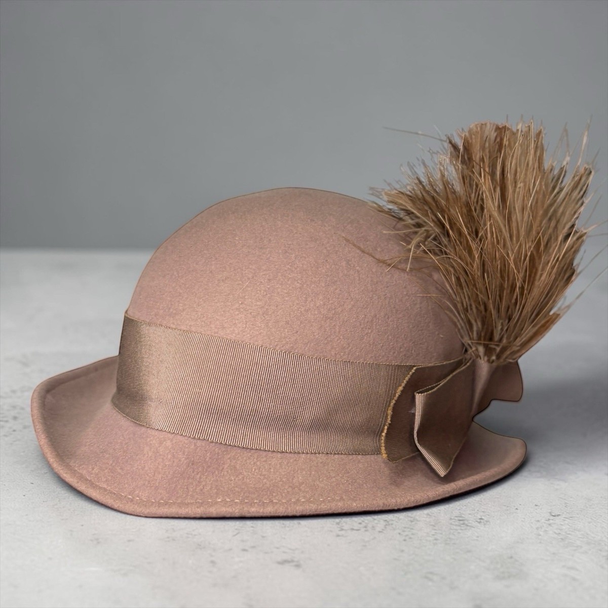 Brown Feather-Accent Women\'s Hat Hat Feathers for Man, Woman, Unisex, Handmade, Western Style  main image 3