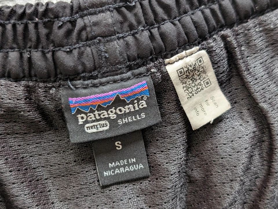Pantalones Cortos Patagonia Para Hombres Pequeños Negros Bolsos NetPlus Malla Forrados Conchas Secado Rápido Foto 4 de 4