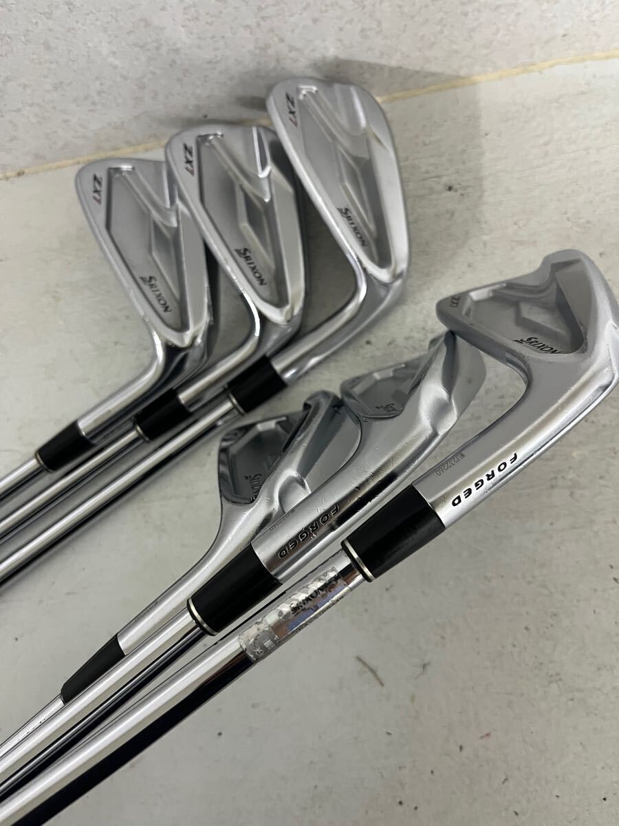 Golf Iron Set Dunlop SRIXON ZX7 FORGED Dynamic Gold X100 Golf Iron Set Dunlop SRIXON ZX7 FORGED Dynamic Gold X100