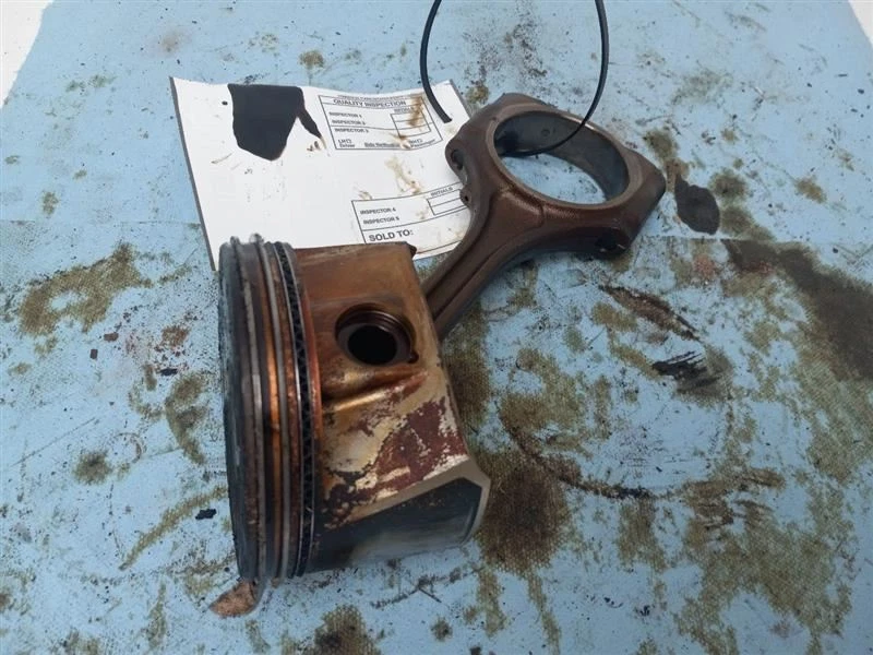 Dodge Charger Piston 60219 2009 Foto 2 de 4