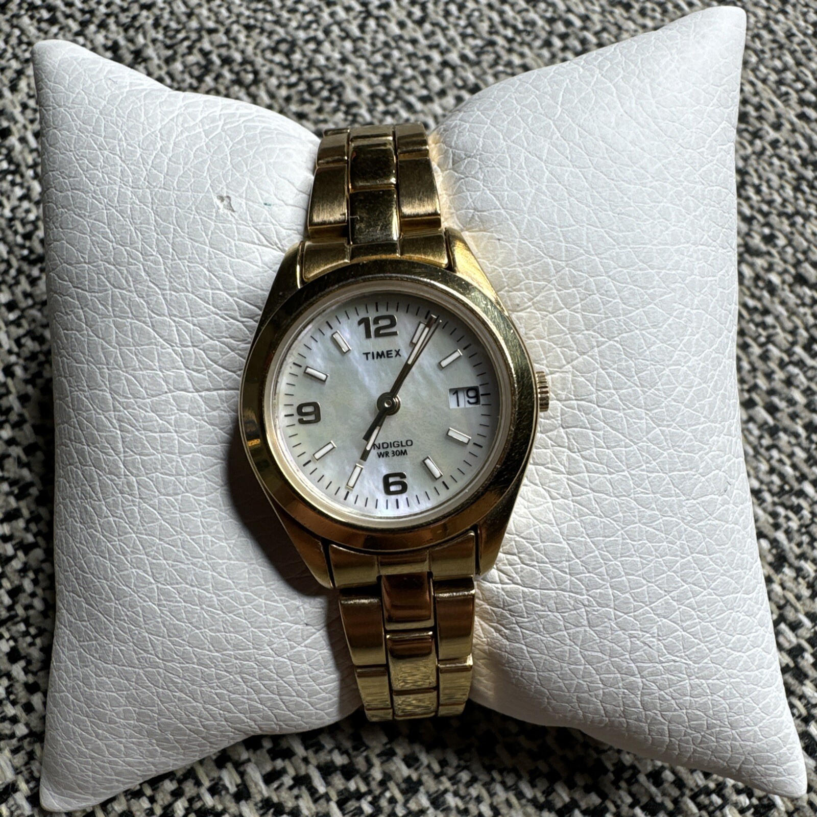 Timex Women 25mm Gold Tone White MOP Dial Watch with Date New Battery