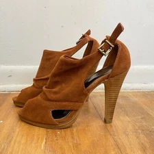 Bakers Heels Size 9 NEW Brown Suede Leather Peep Toe Shoes