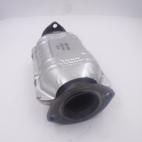 Walker Exhaust Direct Fit Catalytic Converter 16347 For 1996-1997 Lexus LX - Picture 2 of 2