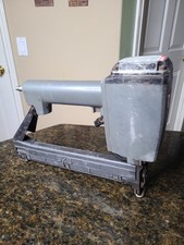 Senco SKS Pneumatic Narrow Crown Stapler 120PSI - Tested & Working