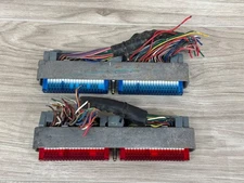 2002 Isuzu Rodeo Sport V6 3.2L 4x2 Aut ECM ECU Wiring Harness Plug Connector OEM