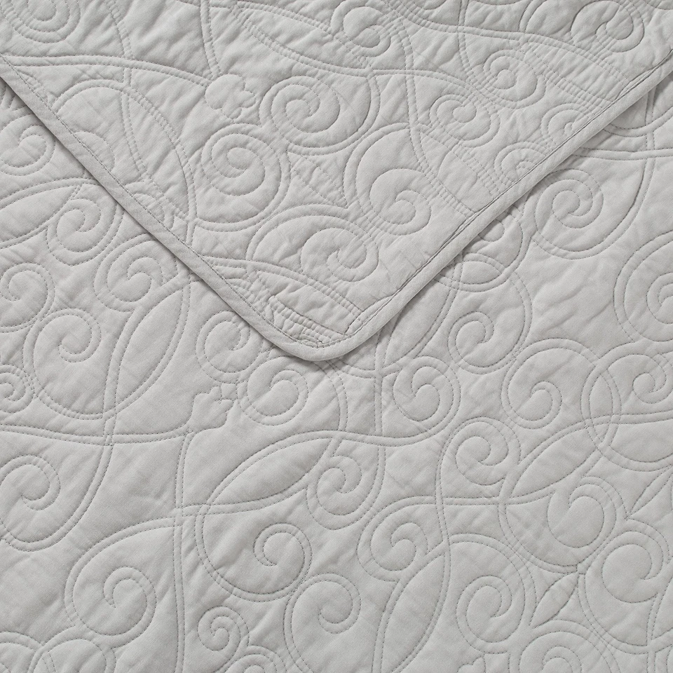 Kitchen Queen Soft Grey Cotton Bedding Set 3 Piece Quilt and Shams - Image 3 of 4