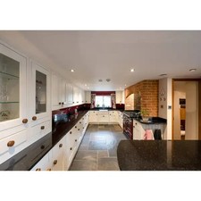 Approved Used Magnet Country Style Kitchen with Utility & Range Oven